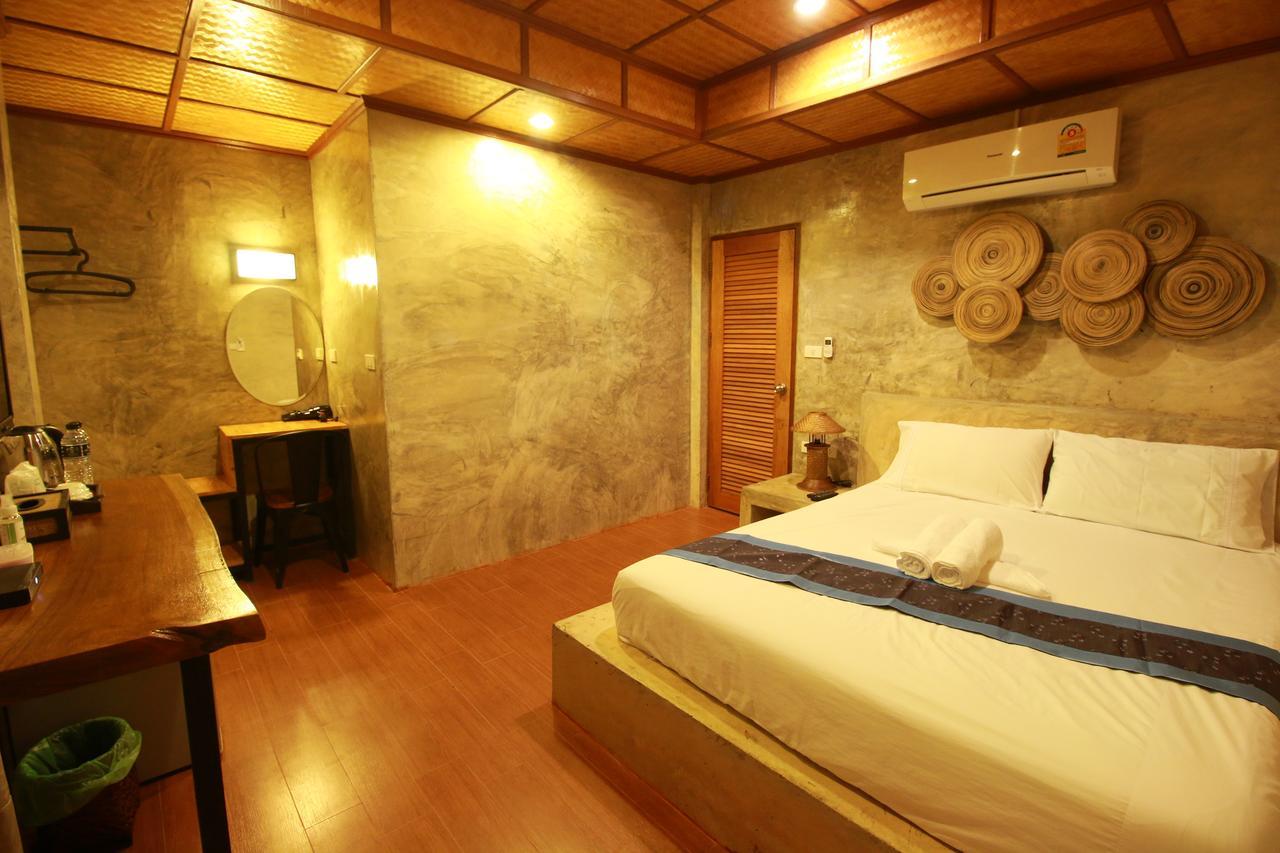 Papa'S Garden Hotel Doi Saket Екстериор снимка