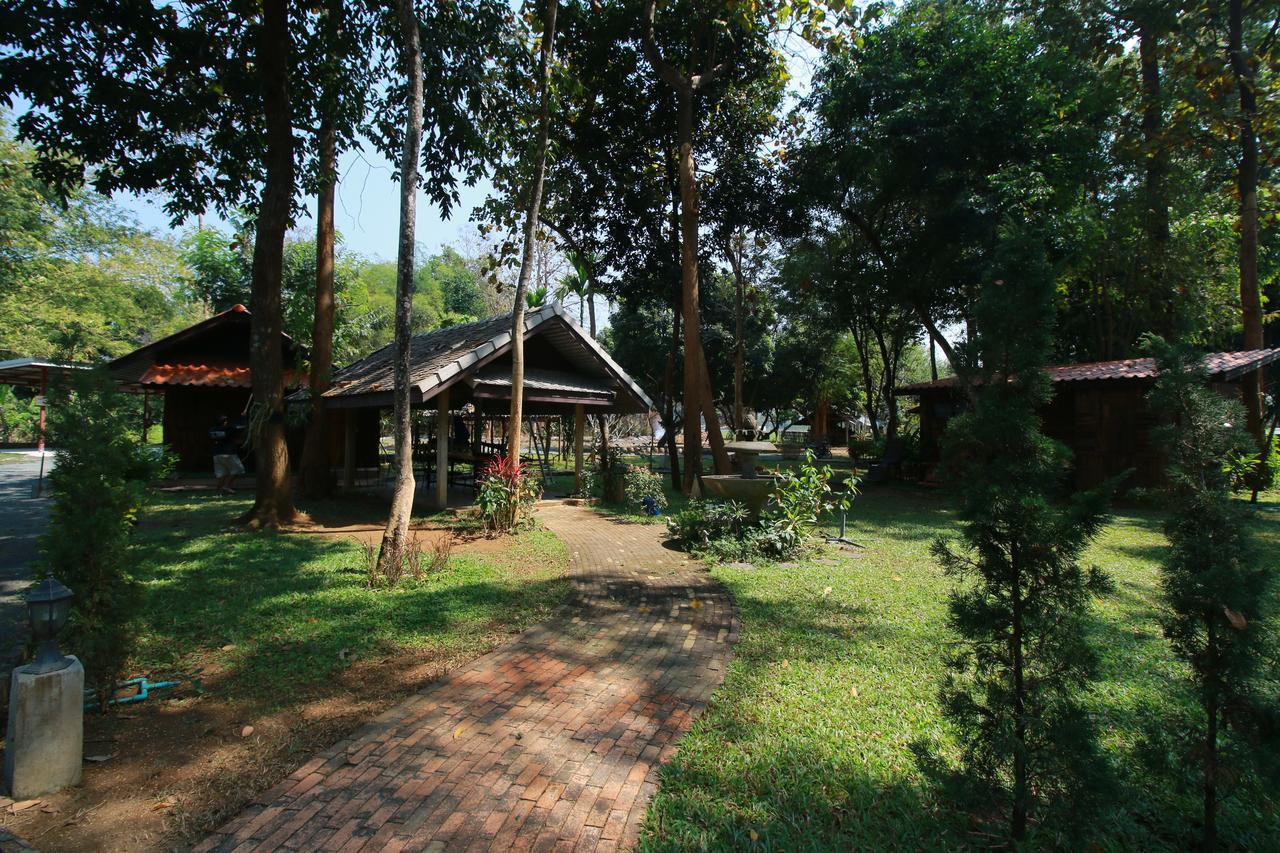 Papa'S Garden Hotel Doi Saket Екстериор снимка
