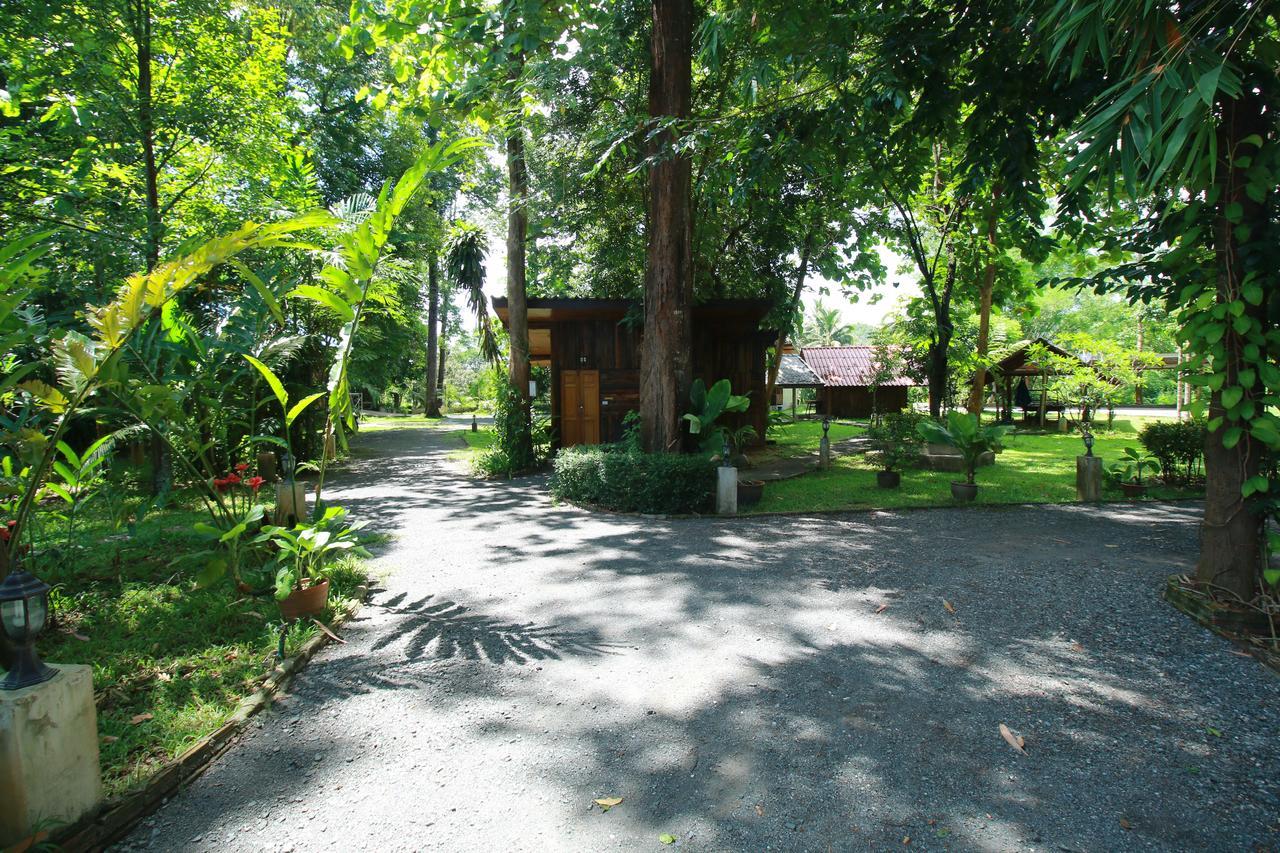 Papa'S Garden Hotel Doi Saket Екстериор снимка